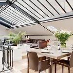 Paris Green House Residence